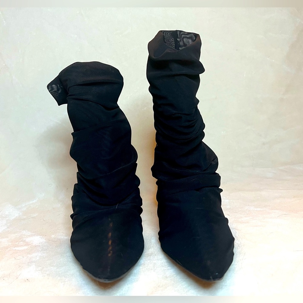 Missguided sock booties - unworn size 7